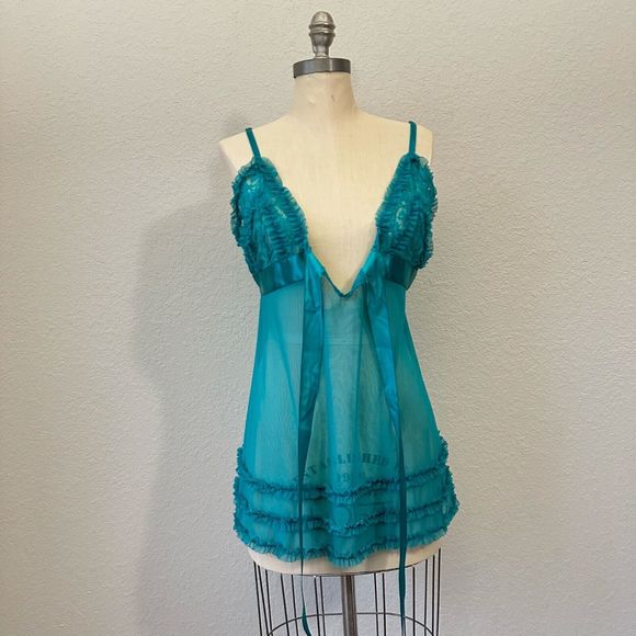 FREDERICK'S OF HOLLYWOOD Ruffled Sheer Cami / Nightgown Slip Green - Picture 3 of 11